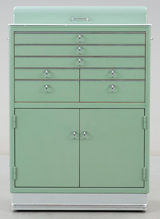 TANDLÄKARSKÅP, Baisch, 1900-talets första hälft.