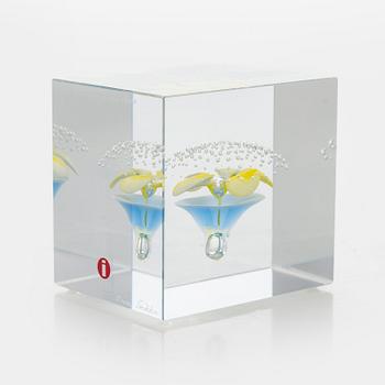 Oiva Toikka, årskub 2000, signerad Oiva Toikka Nuutajärvi 2000, 956/2000.