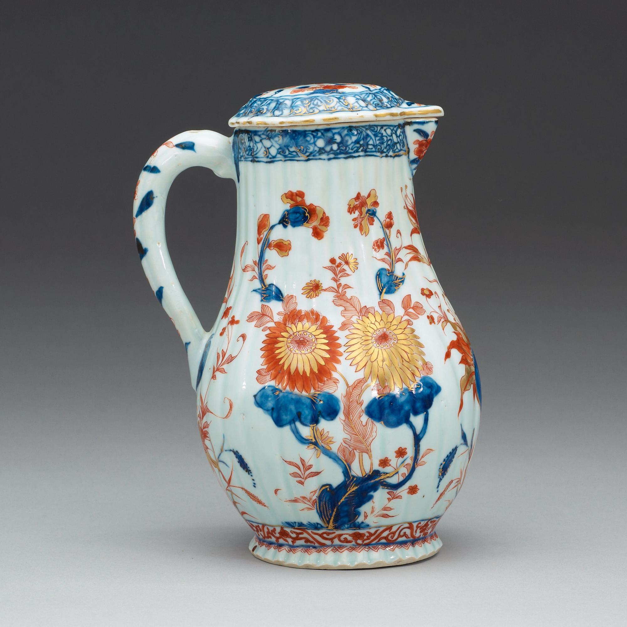 A imari ewer with cover, Qing dynasty, Kangxi (1662-1722).