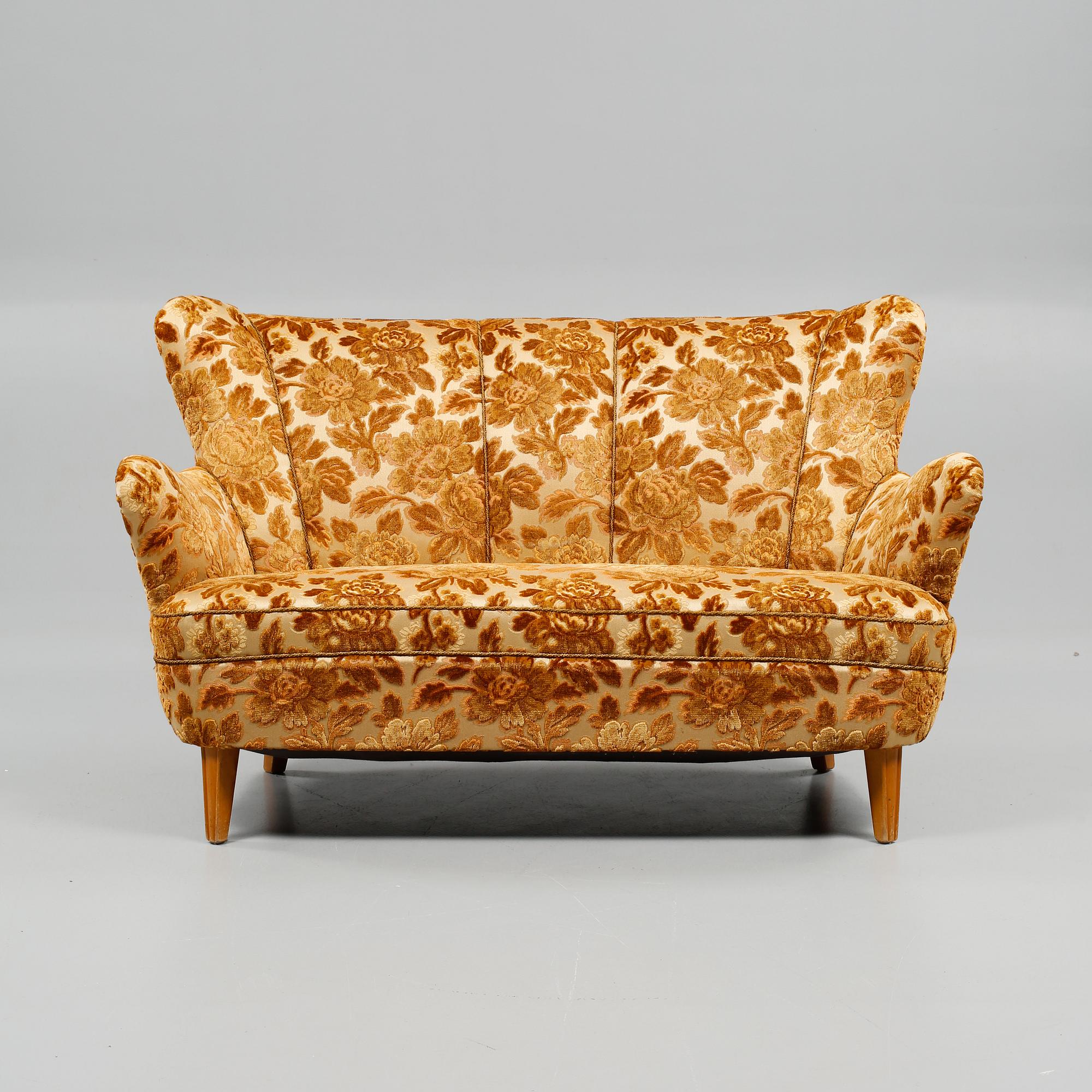 SOFFA, omkring 1900-talets mitt.