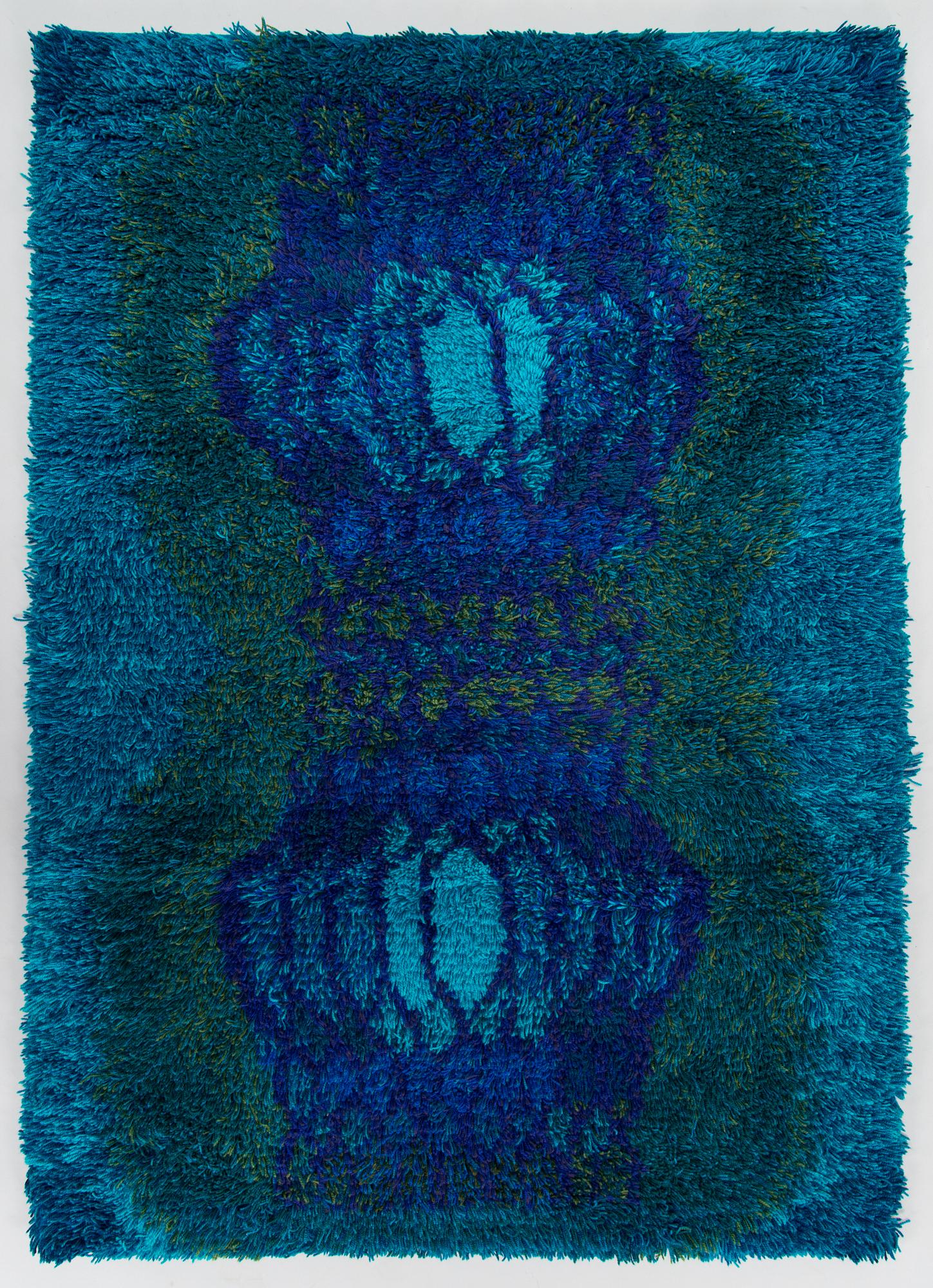 Terttu Tomero, a Finnish long pile rug for Neovius. Circa 150x110 cm.