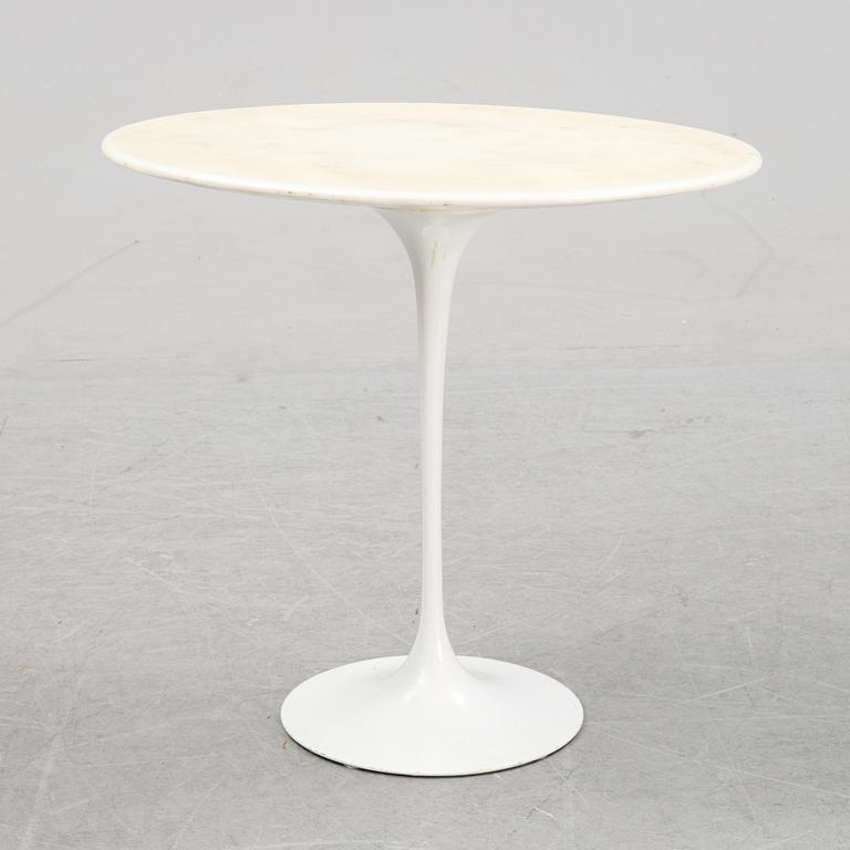 Eero Saarinen, sidobord, "Tulip", Knoll International, USA.