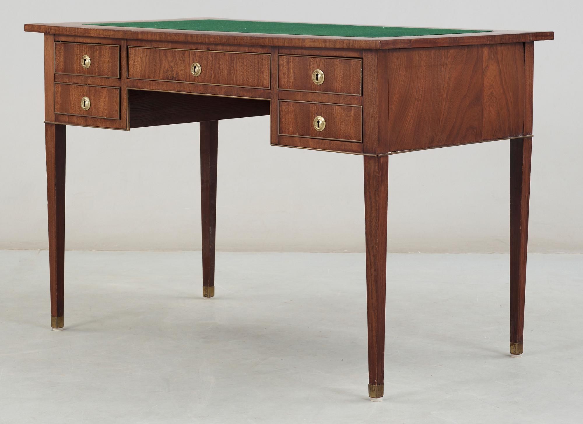 SKRIVBORD, sengustaviansk stil, omkr 1900.