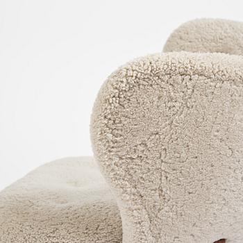 Viggo Boesen, fåtöljer, ett par, "Little Petra", &Tradition, ca 2019.