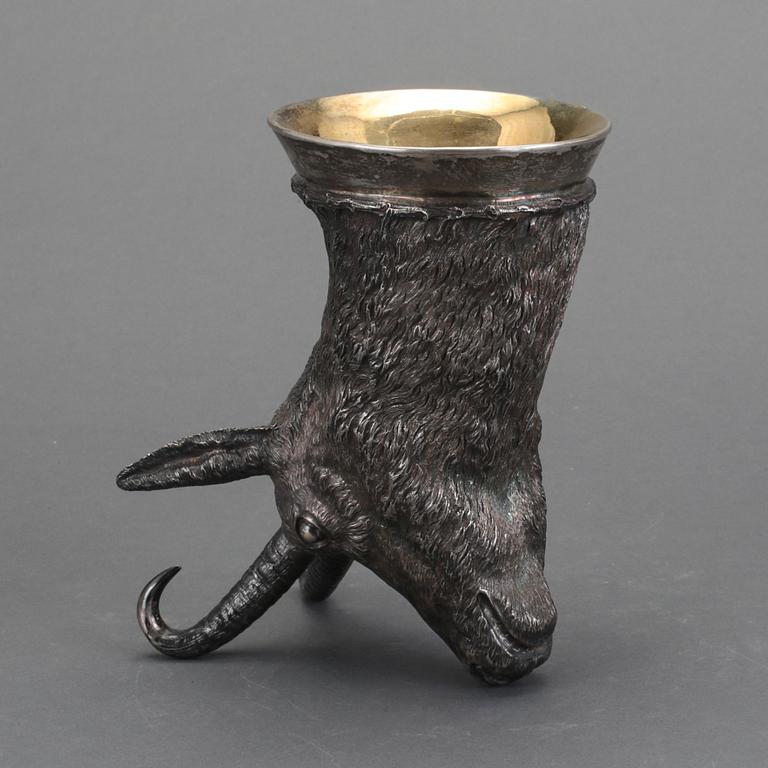 JAKBÄGARE, silver, sk "Stirrup cup" Eduard I Wollenweber, München (1846-1889). Vikt ca 251 gram.