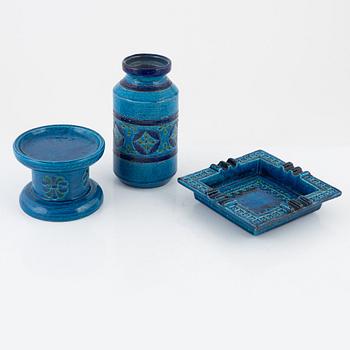 Aldo Londi, a stoneware ashtray, vase and stand, Bitossi, Italy.