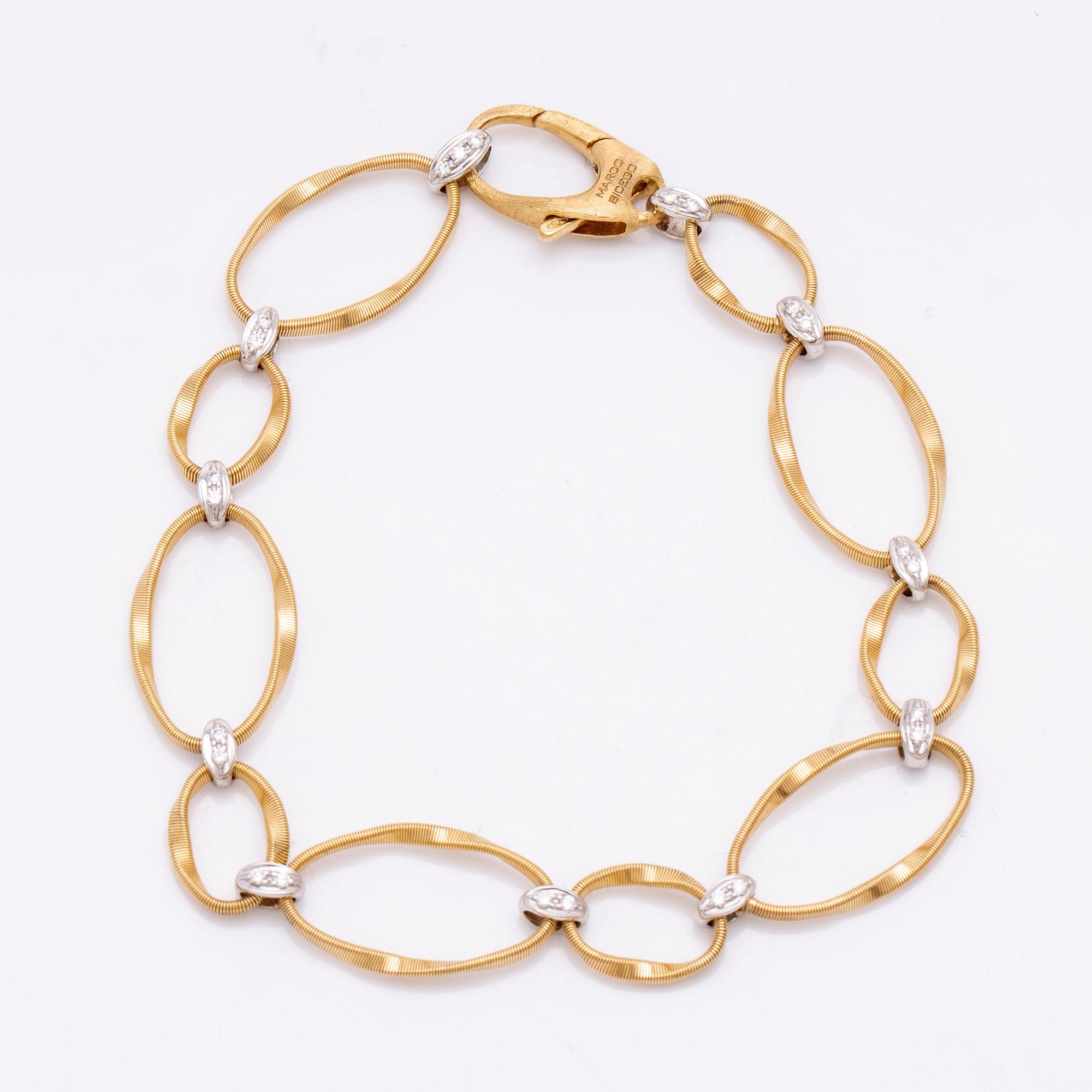 Marco Bicego Italy, bracelet 18k gold and whitegold, brilliant-cut diamonds approx 0,20 ct in total, total weight 9,8 g.