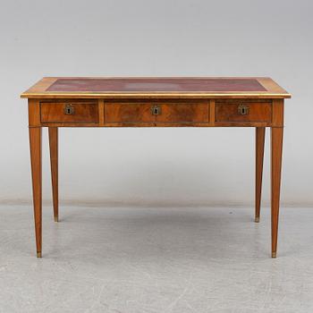 SKRIVBORD, sengustaviansk stil, cirka 1900.