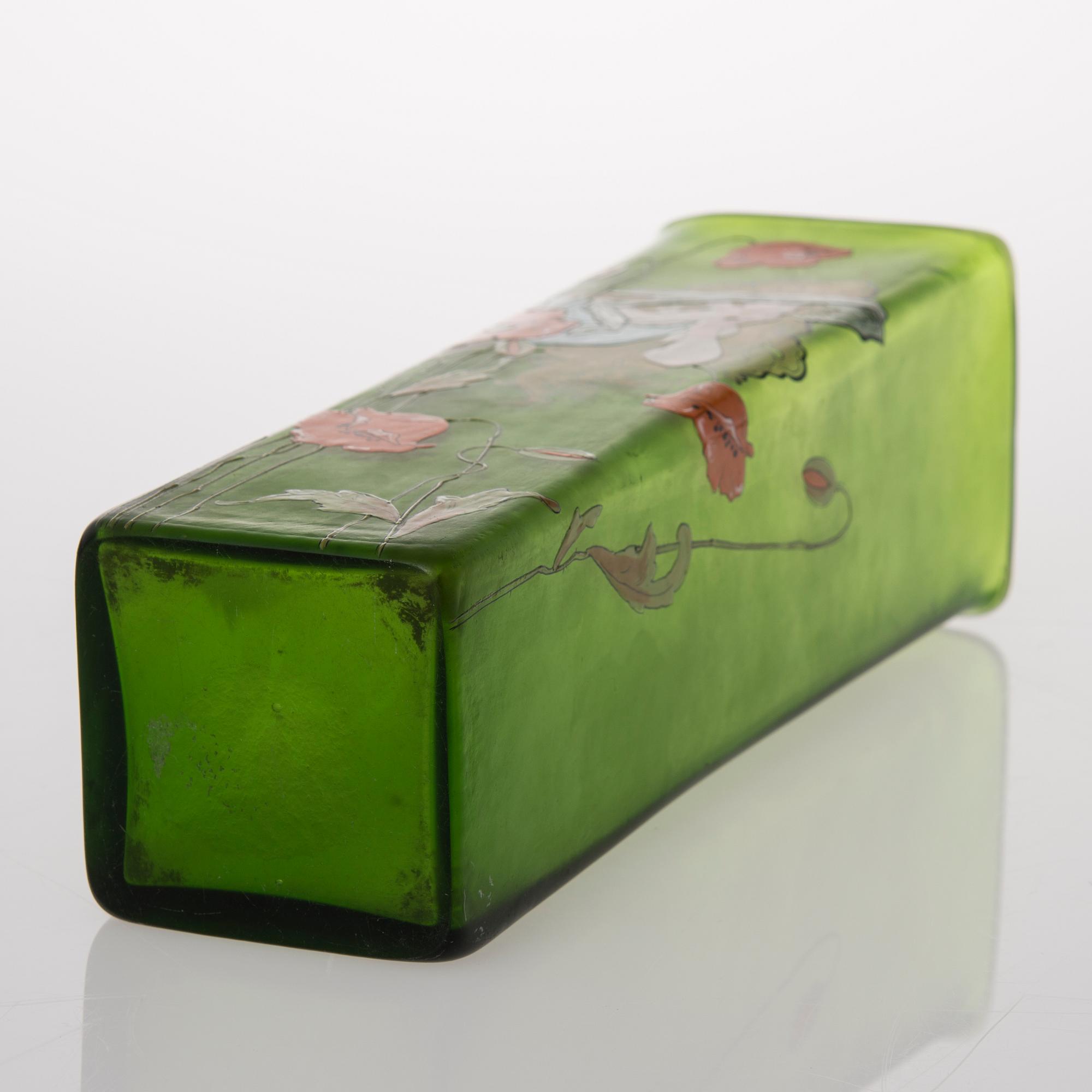 A VASE, glas with painted decoration, Jugend ca 1900.