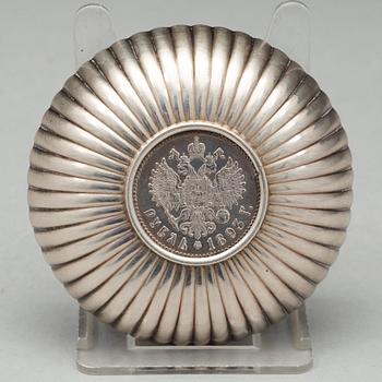 A Fabergé silver-gilt and enameld bowl, workmaster Mikhail Perkhin, St Petersburg before 1899.