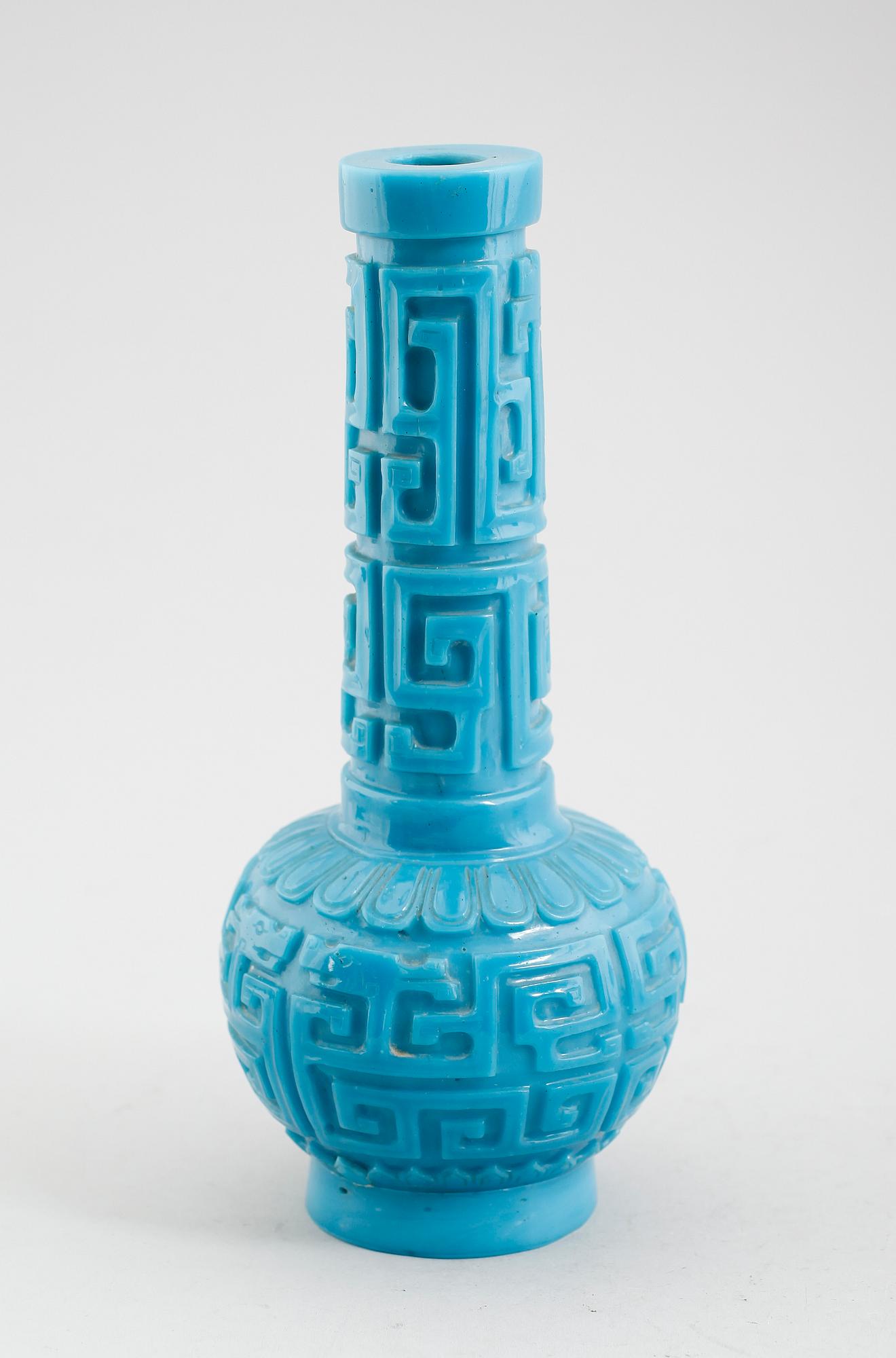 VAS, pekingglas, Kina, 1900-tal.