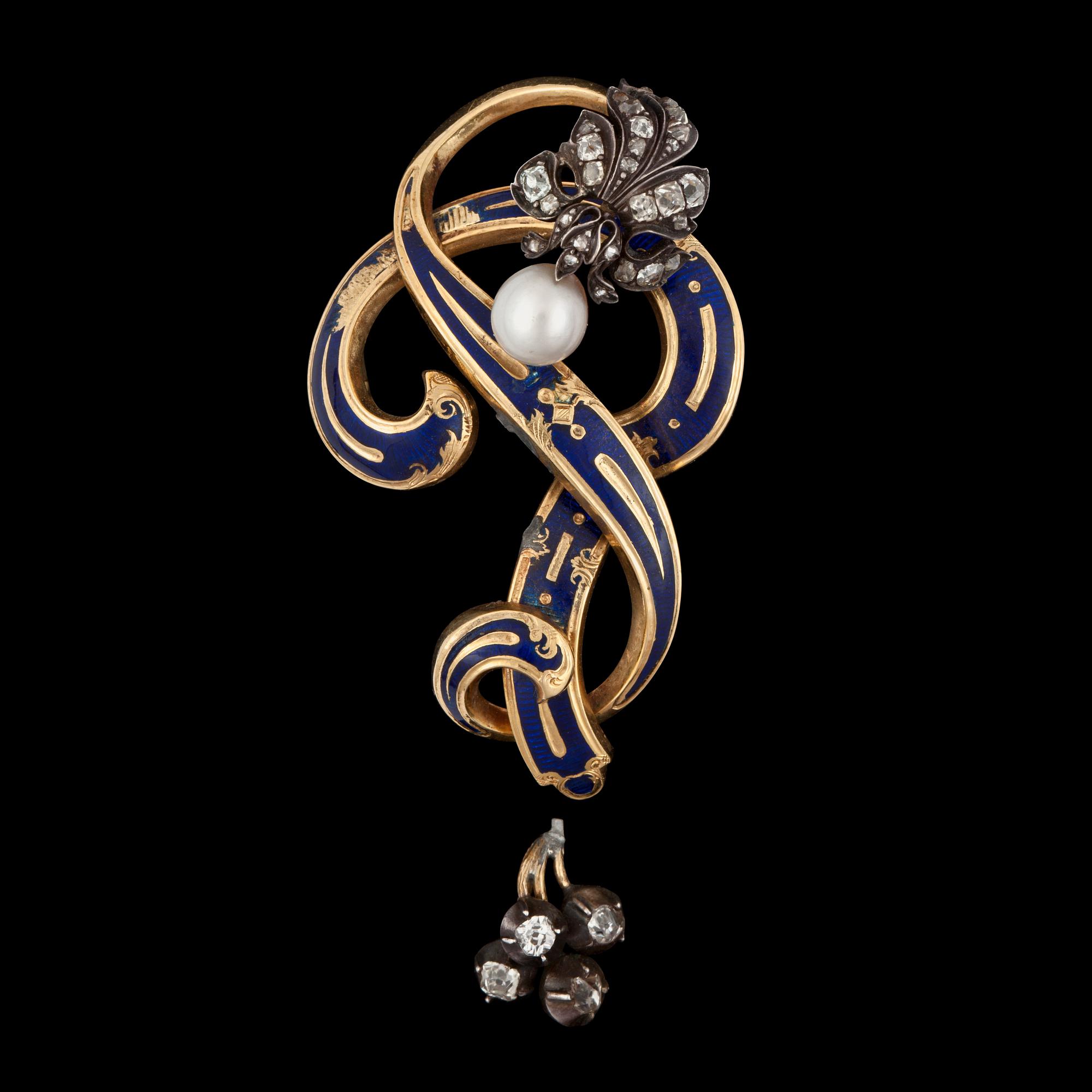 BROSCH med gammalslipade diamanter, pärla, emalj, Tillverkad av Möllenborg, Stockholm 1852.