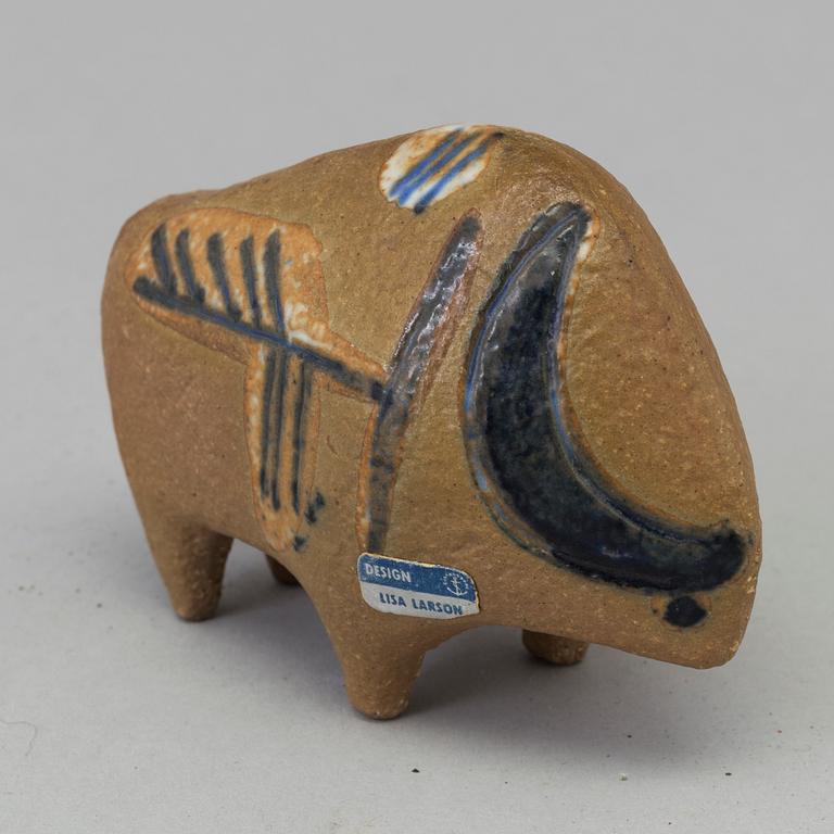 LISA LARSON, figurin i stengods, "Bison", Gustavsberg. I produktion 1956-1978.