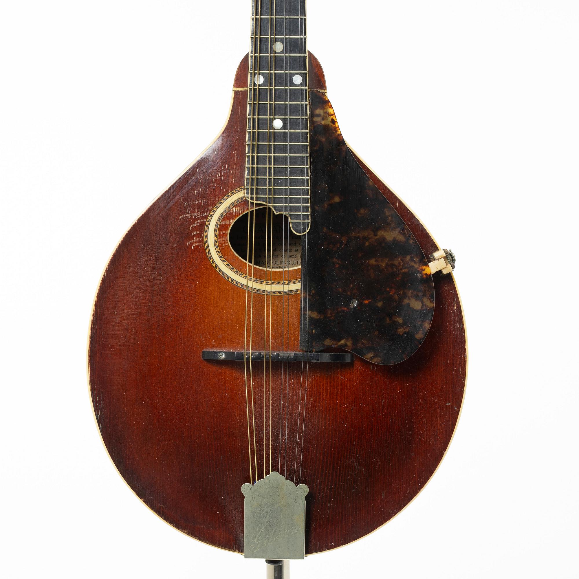 Gibson, mandolin, "A4", USA, 1918.
