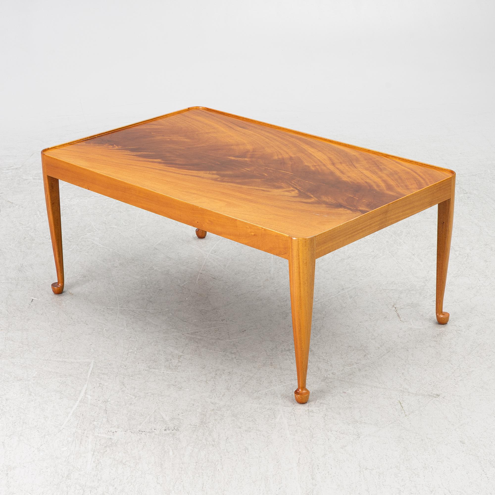 Josef Frank, A coffee table model B2073, Svenskt Tenn, post 1985.