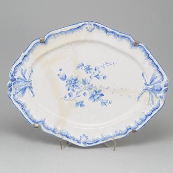 A Swedish Marieberg faience dish, 18th Century.