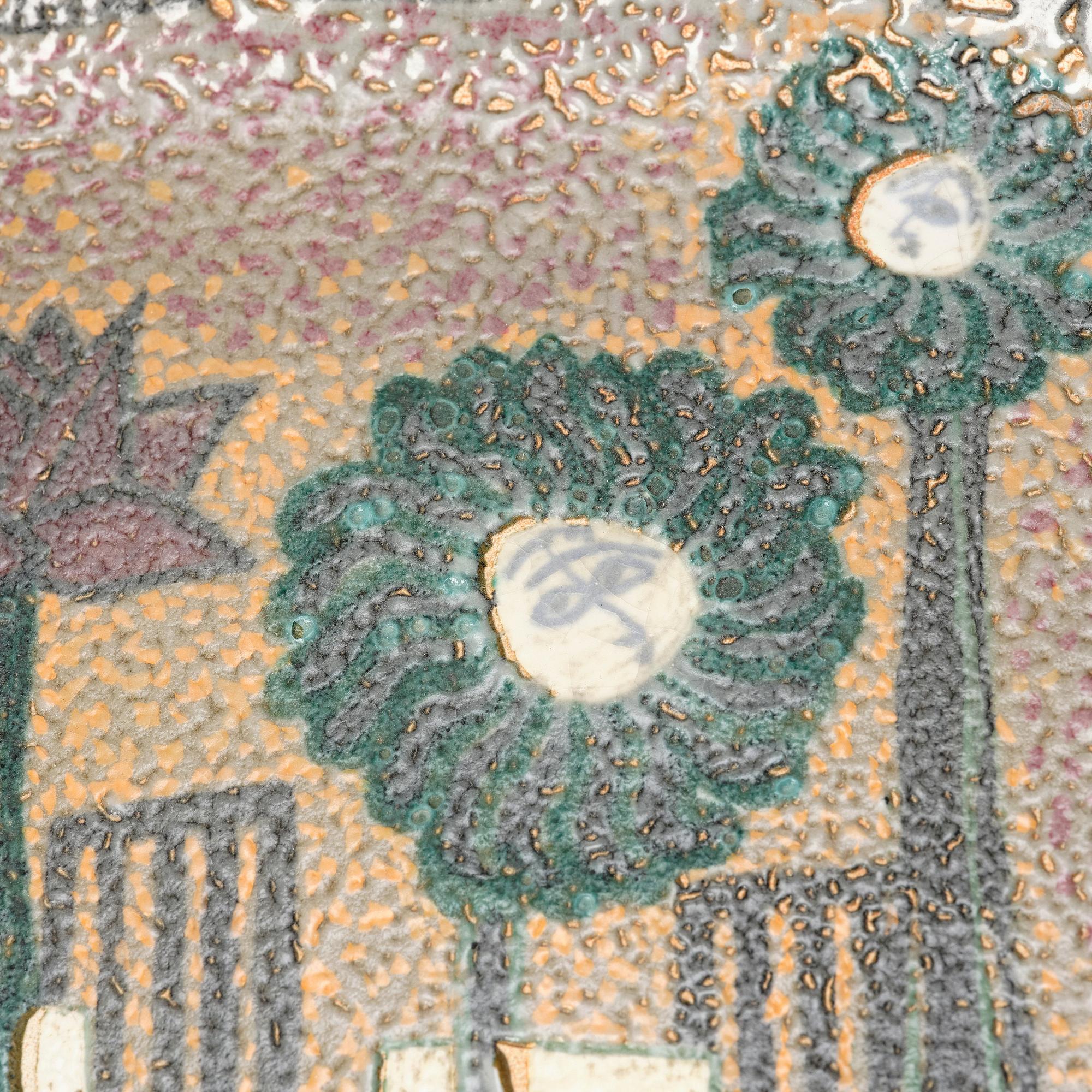 Birger Kaipiainen, a glazed ceramic dish, Arabia, Finland 1940s.