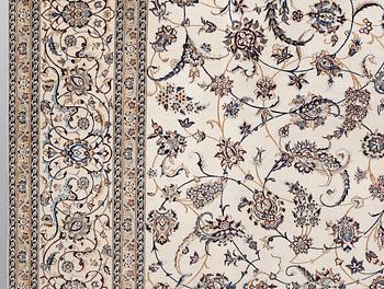 A part silk Nain carpet, so-called 6LAA, approx. 400 x 304 cm.