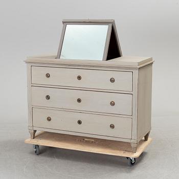 A mid 19th century chest of drawers.