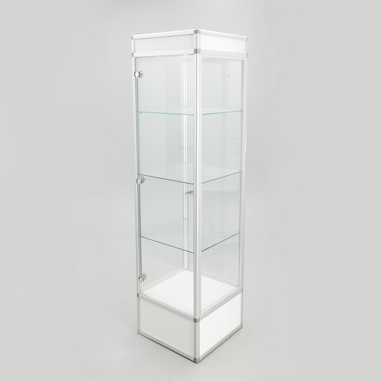 A late 20th century display cabinet.