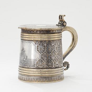 A TANKARD, gilt silver and niello, Ovtchinnikov, Moscow 1868. weight 538 g.