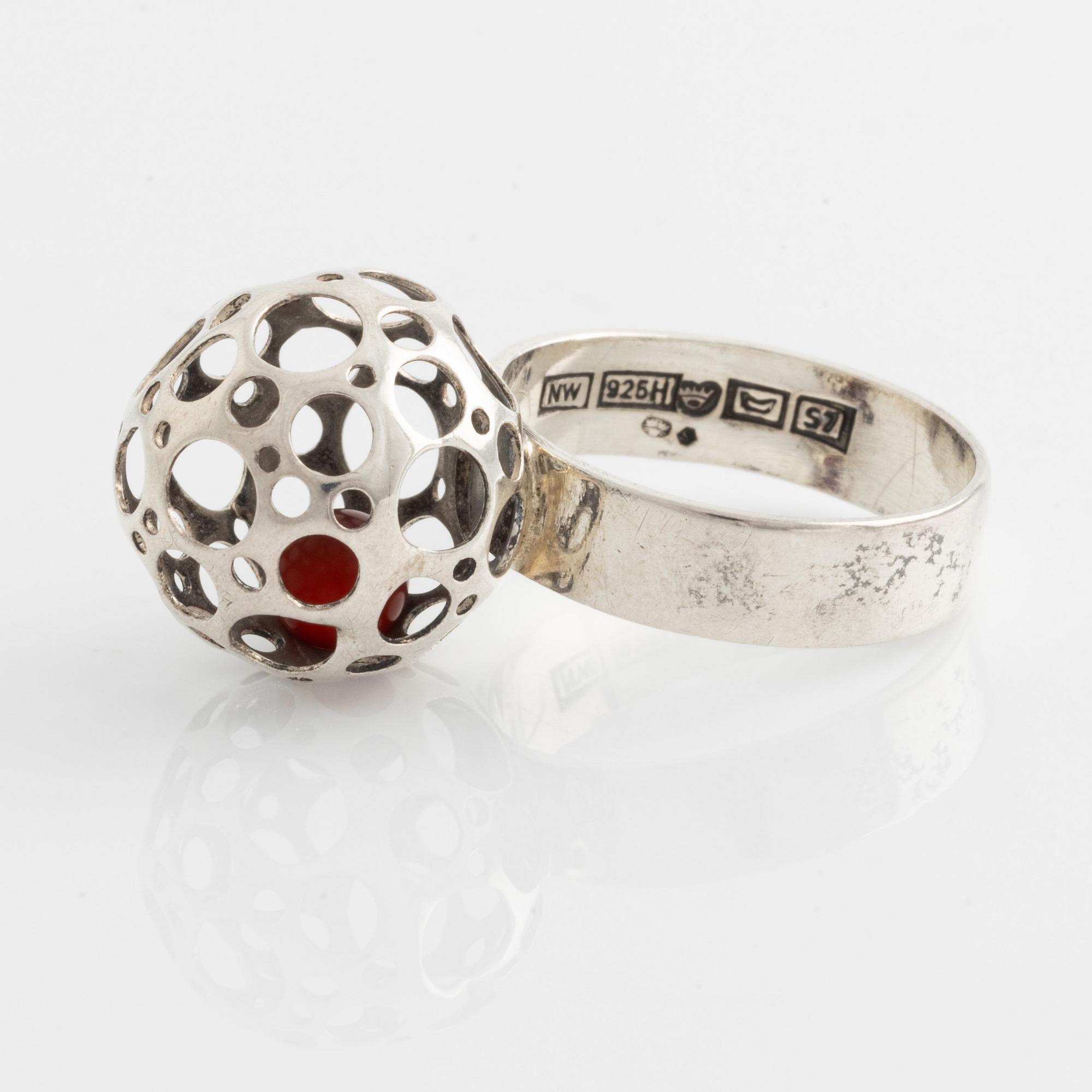 Liisa Vitali, collier och ring, silver.