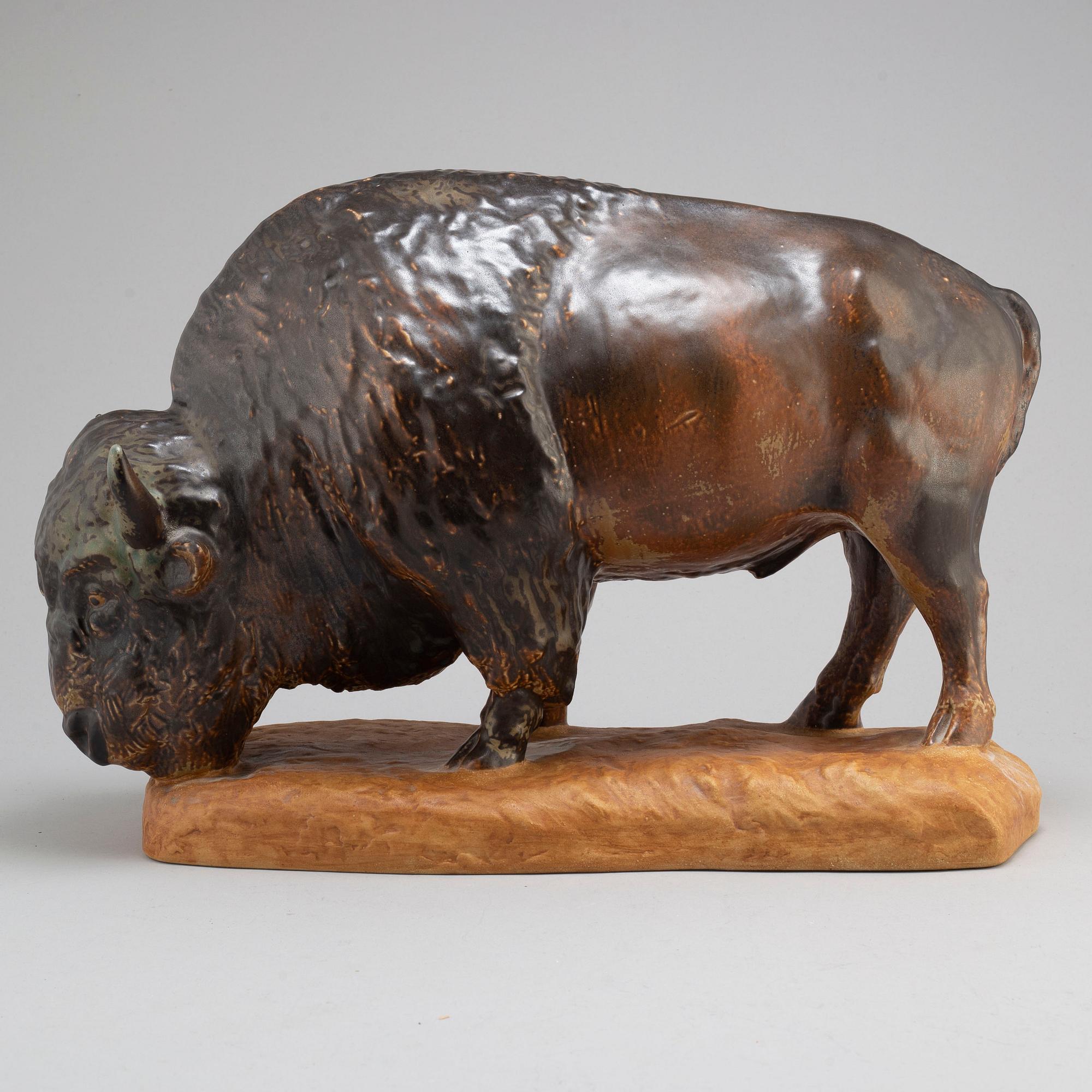 KUNO NORVARK, a bison porcelain sculpture fromBing & Grøndahl, Denmark, Limited Edition 55/750.
