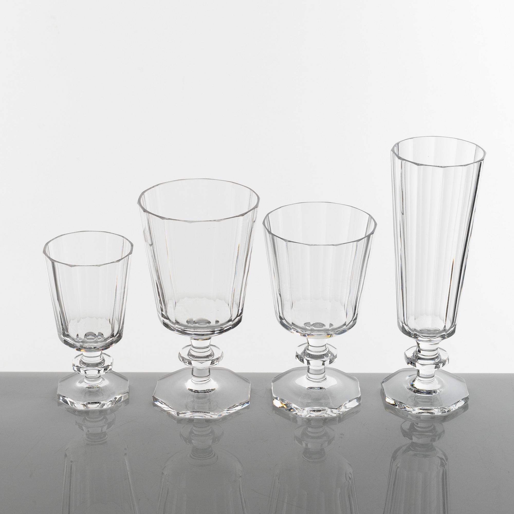 Elis Bergh, glasservis, 53 delar ”Karlberg”, Kosta.