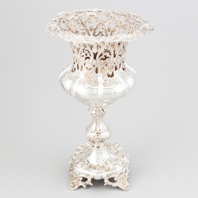 A Swedish mid 19th century silver urn, mark of Gustaf Möllenborg, Stockholm 1856.