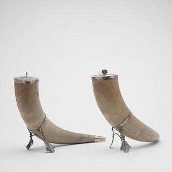 DRYCKESHORN, ett par, 1900-talets första hälft.