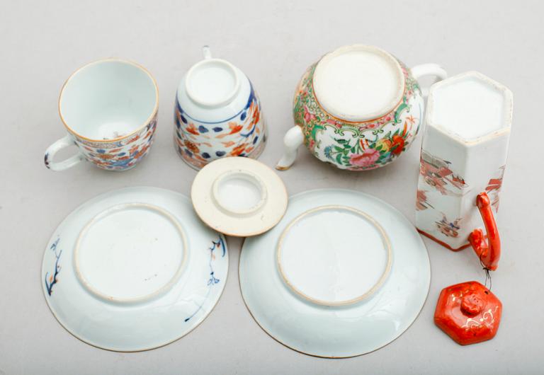 KERAMIKFÖREMÅL, 4 delar, Kina/Japan, 1800-/1900-tal.