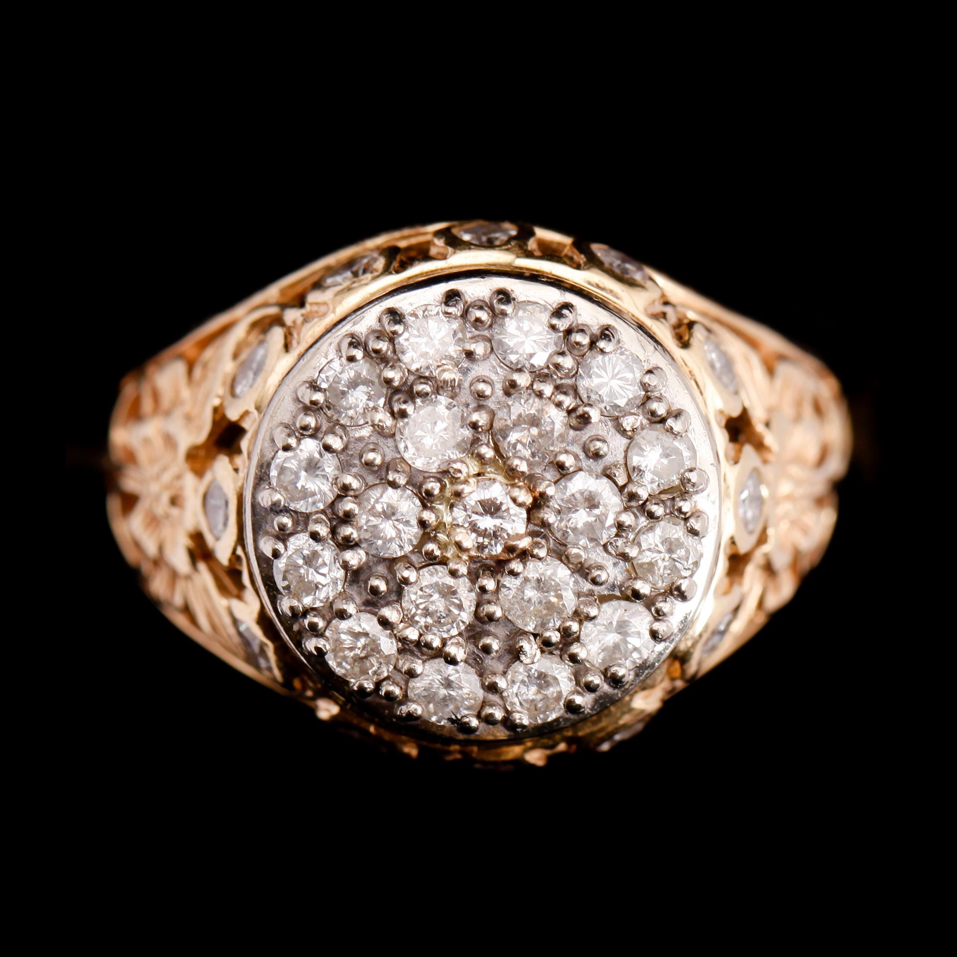 RING, 14 k guld, med briljantslipade diamanter tot ca1,12ct. Vikt ca9g.
