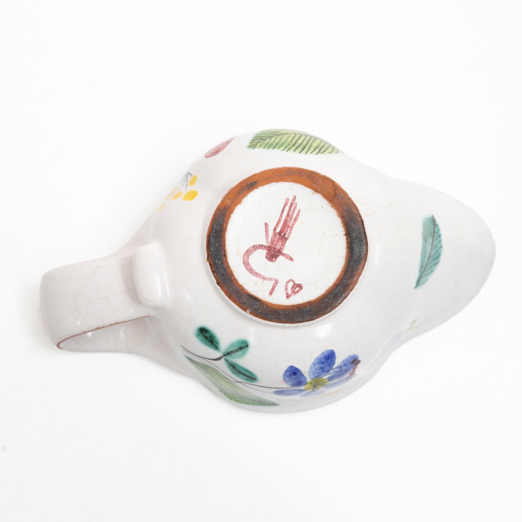 Stig Lindberg, Four faience service pieces, Gustavsberg Studio.
