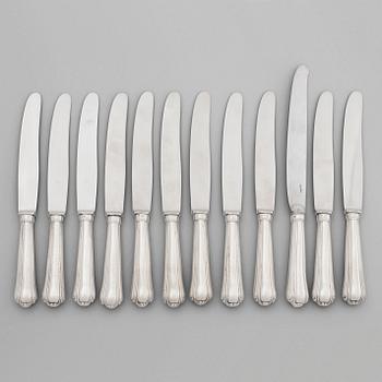 925. A set of twelv Swedish 18th century silver dinner-knifs, mark of Pehr Zethelius, Stockholm 1767.