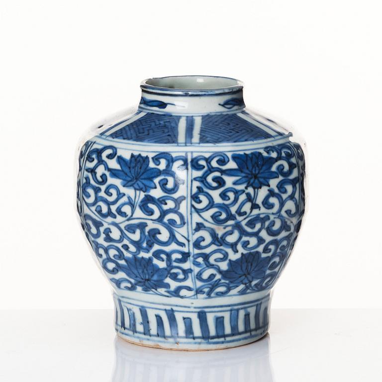A blue and white jar, Ming dynasty (1368-1644).