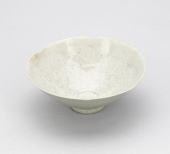 SKÅL, stengods, Sung. Kina. År 969 - 1126.