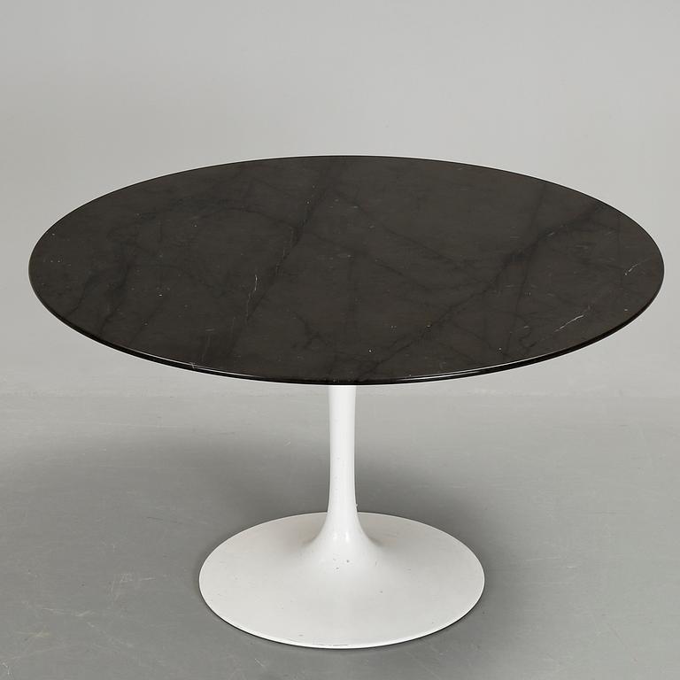 SOFFBORD, "Tulip", Eero Saarinen, Knoll International.