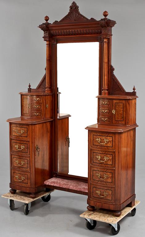 HALLMÖBEL, nyrenässans, 1800-talets andra hälft.