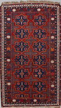 MATTA, semiantik, Shirvan, ca 289 X 168 cm.