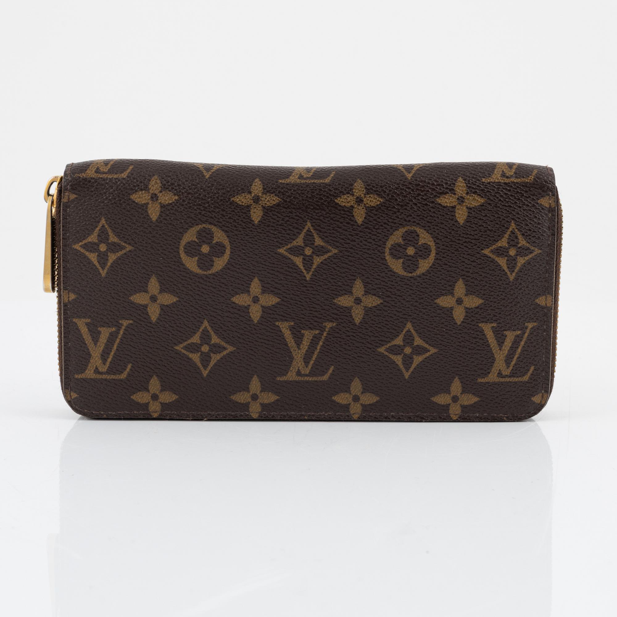 Louis Vuitton, A monogram canvas 'Zippy' wallet, 2009.