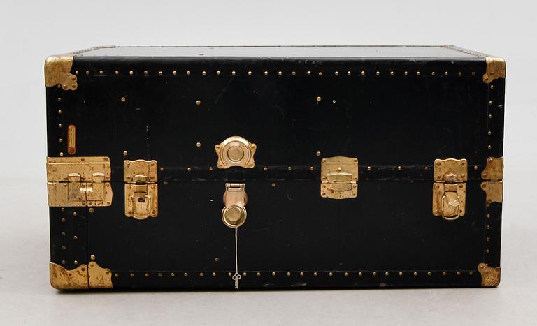 RESEKOFFERT, 1900-talets första hälft.