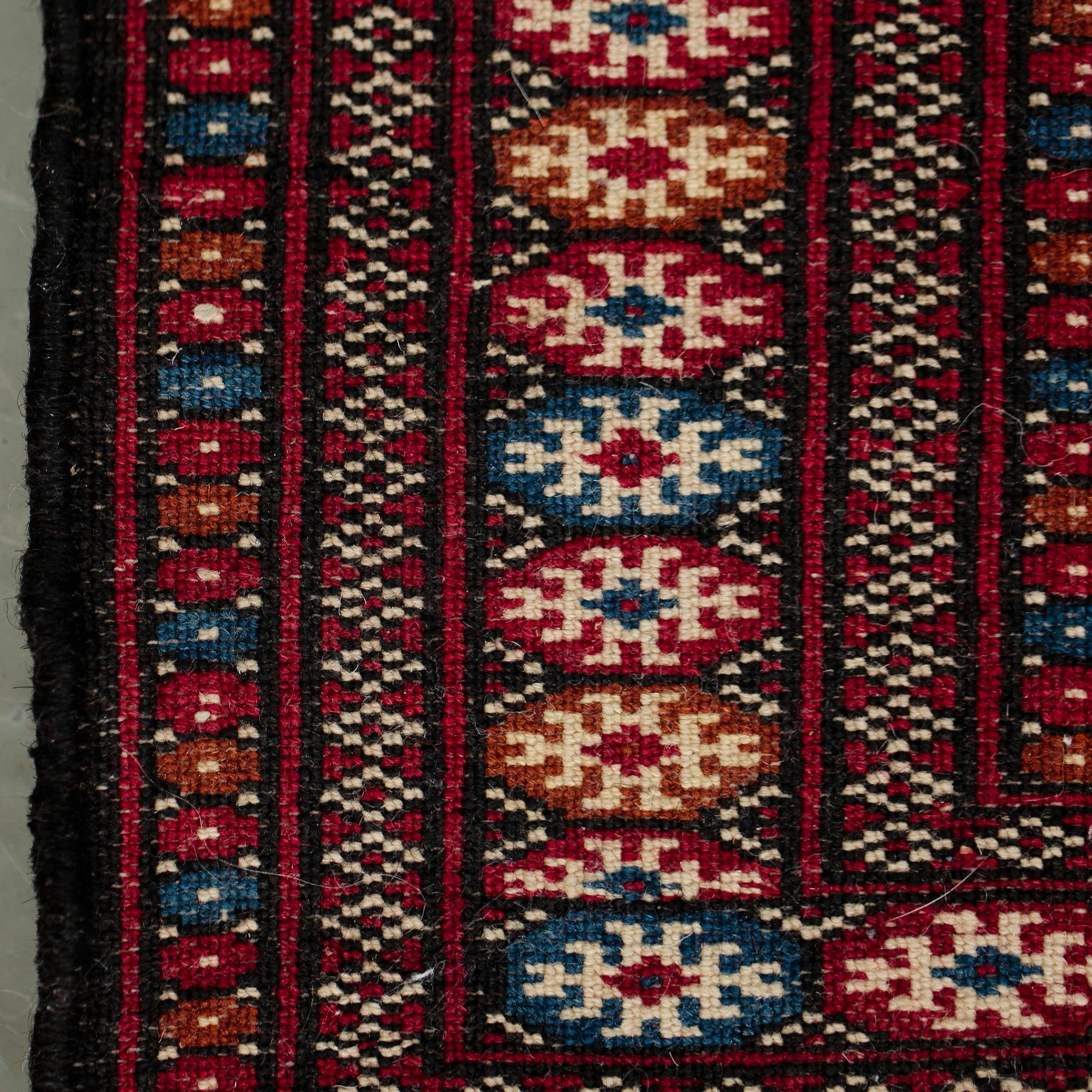 MATTA, semiantik Turkmen/Tekke. Ca 200x132 cm.