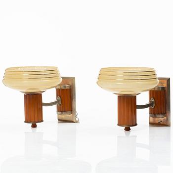 A pair of Art Deco wall lights, 1930's/40's.