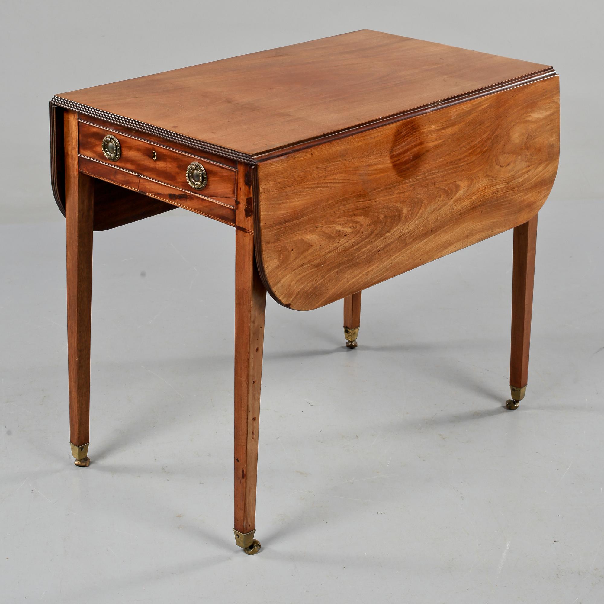BORD, sk Pembrok table, 1800-talets början.