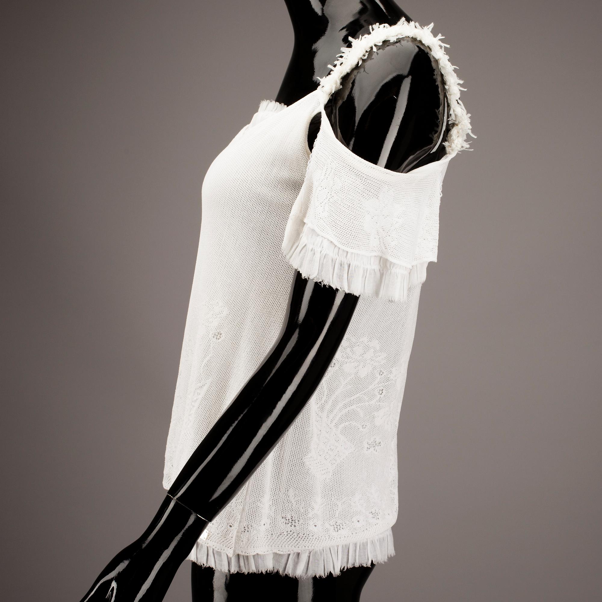 ÄRMLÖS BLUS, Chanel.