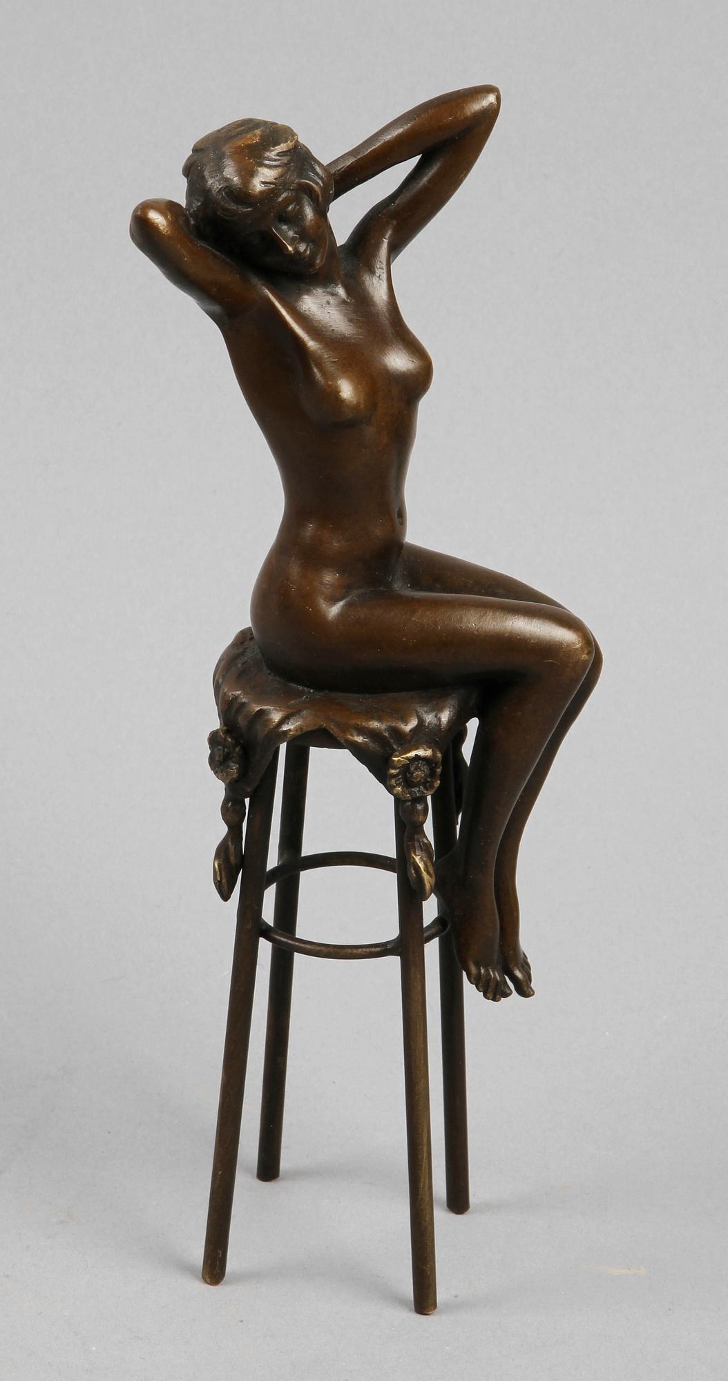 SKULPTUR, brons. Bär sign. 1900/2000-tal.