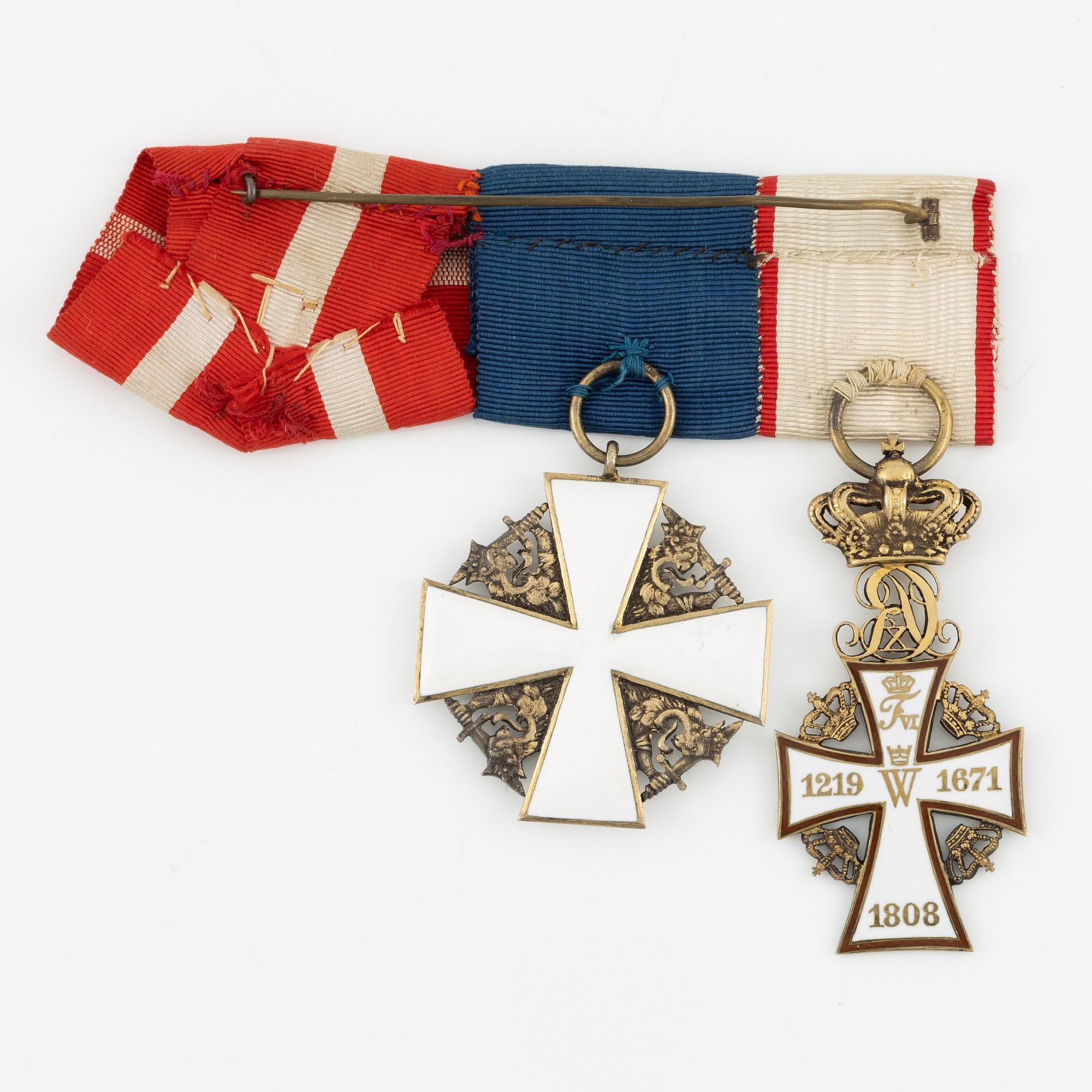 Order of the Dannebrog, Denmark and Order of the White Rose of Finland, knight's crosses.on bar.