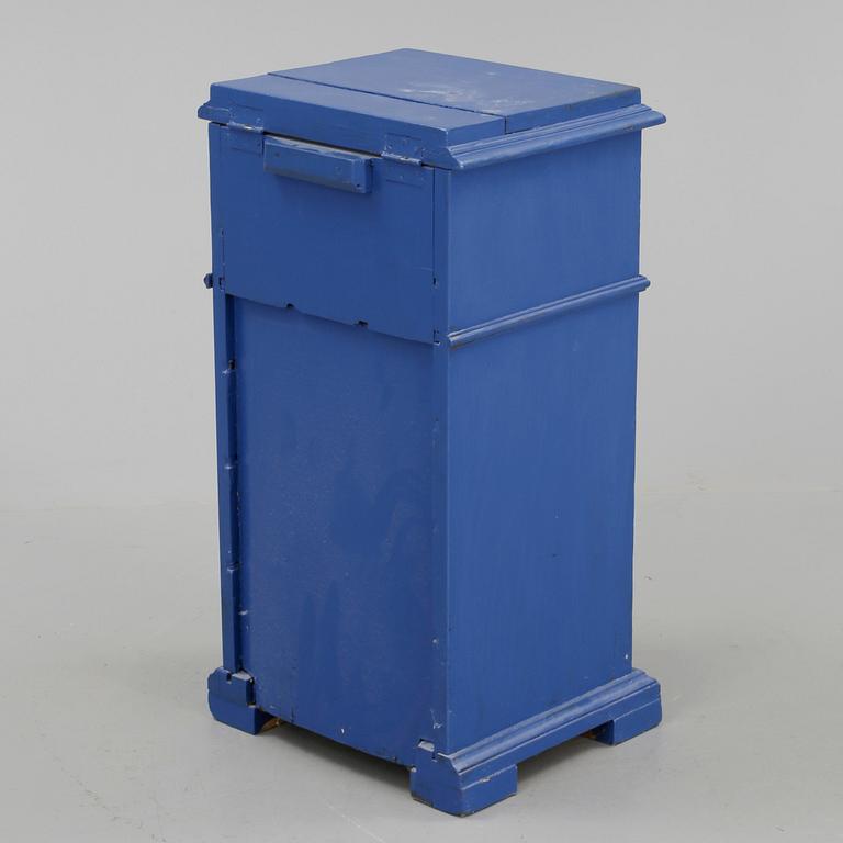 KOMMOD, allmoge, 18/1900-tal.