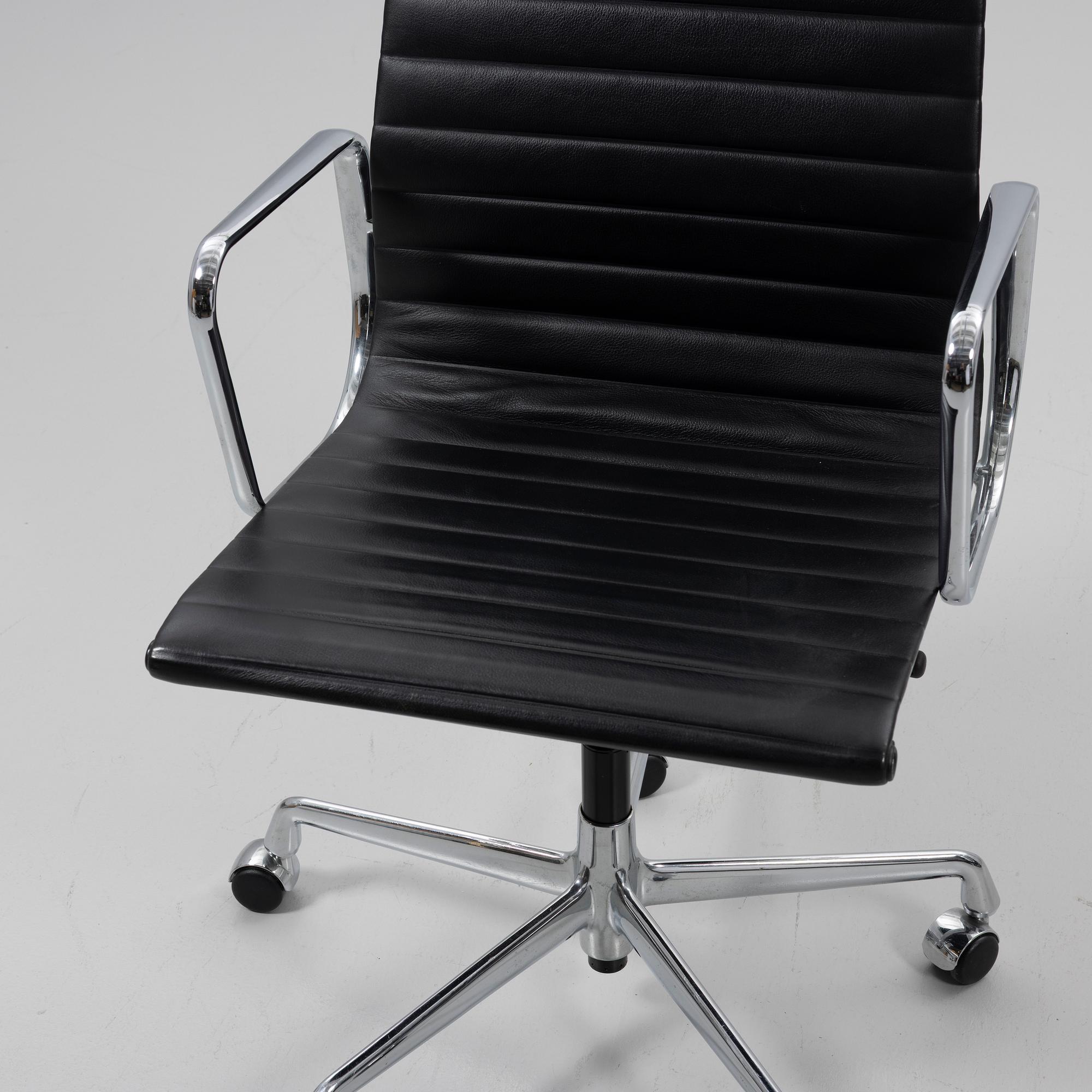 Charles & Ray Eames, Chair, "EA 119", Vitra, 21st century.