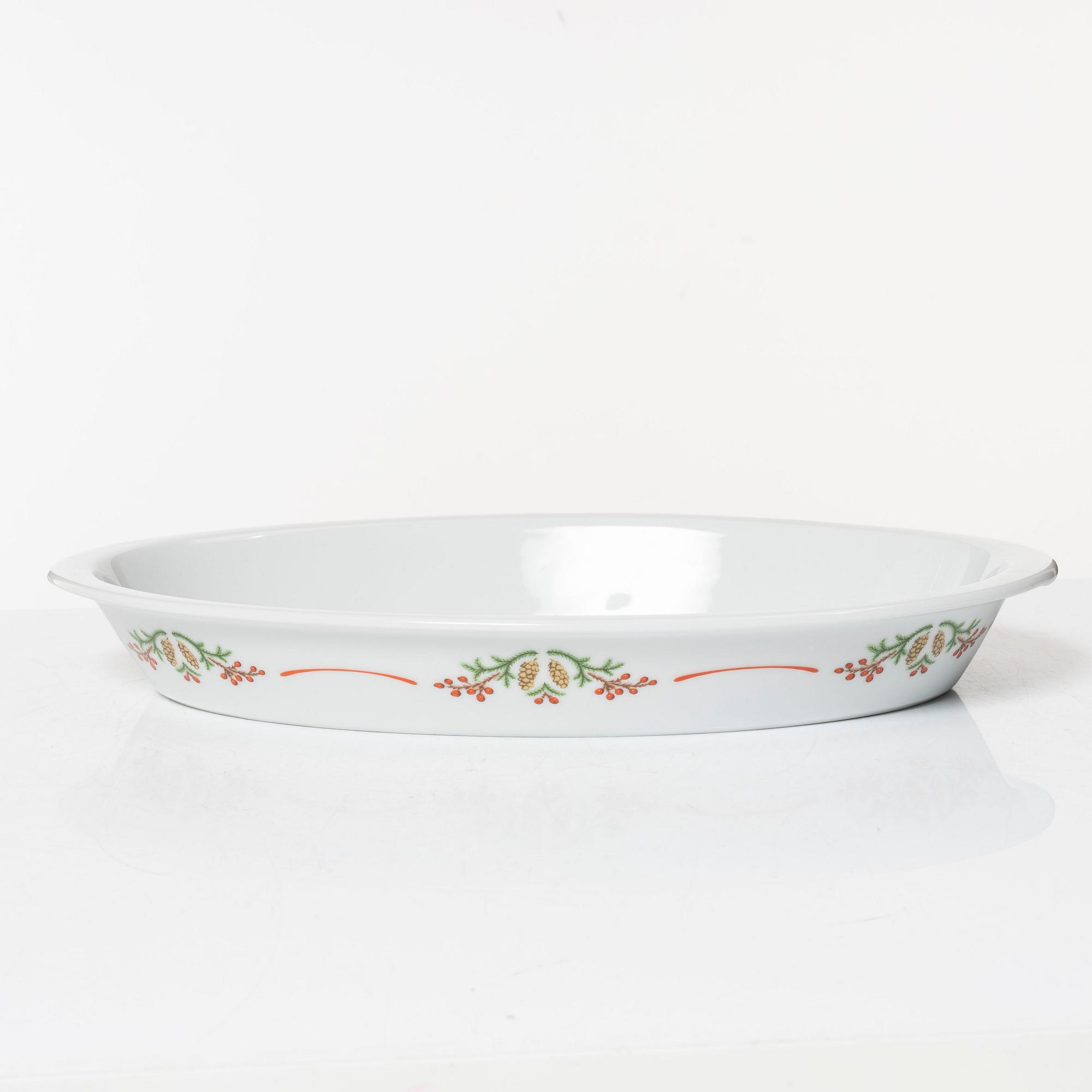 Christmas service, 77 pieces, Christineholm, second half of the 20th century.